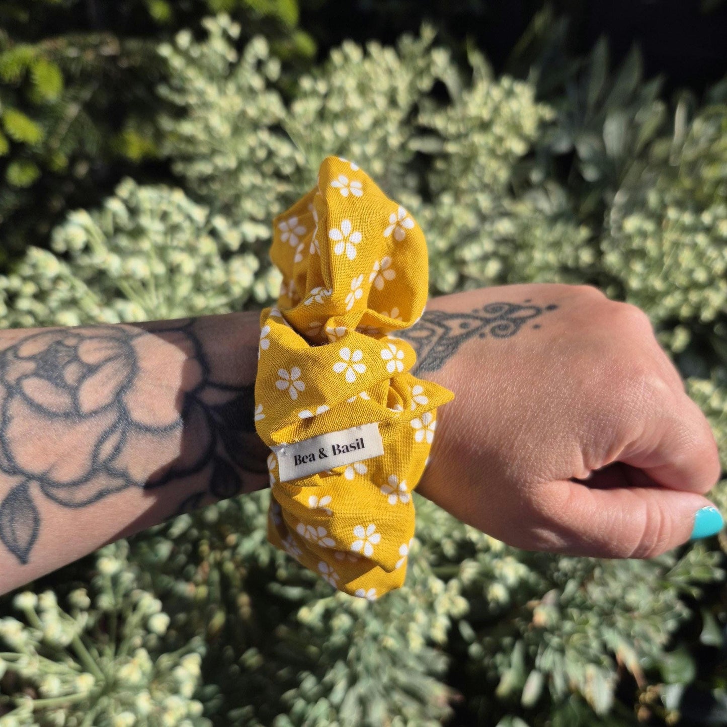 Large Scrunchies - Floral Yellow