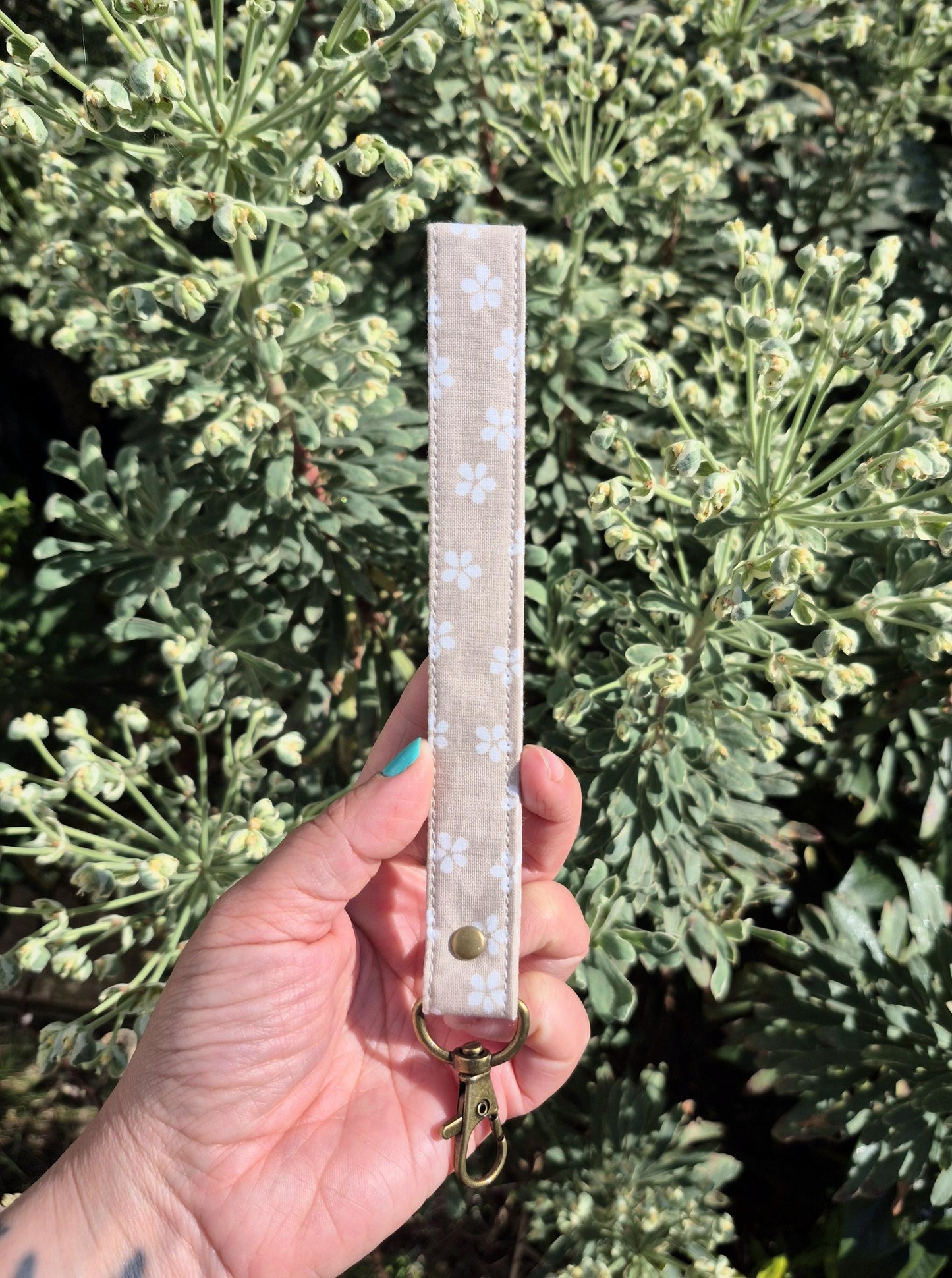 Floral Cream Fabric Wristlet