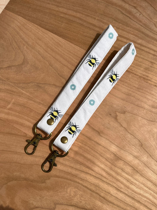 Bee White Fabric Wristlet