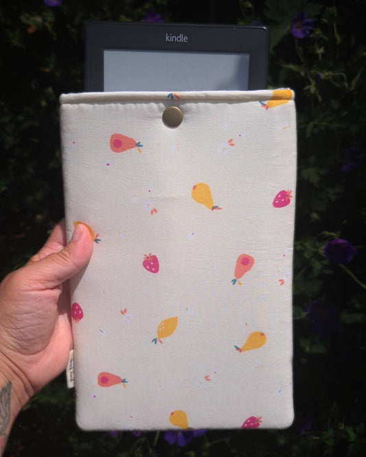 Kindle Sleeve - Tutti Fruity