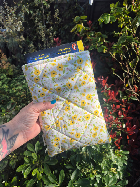 Book Sleeve - Golden Flowers
