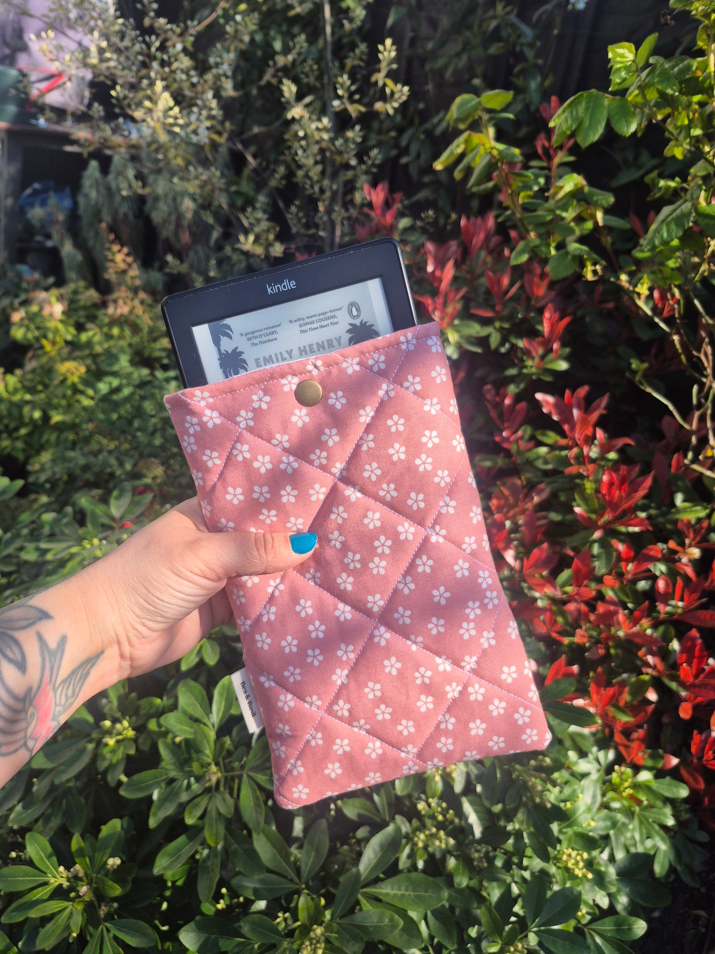 Kindle Sleeve - Pink Florals
